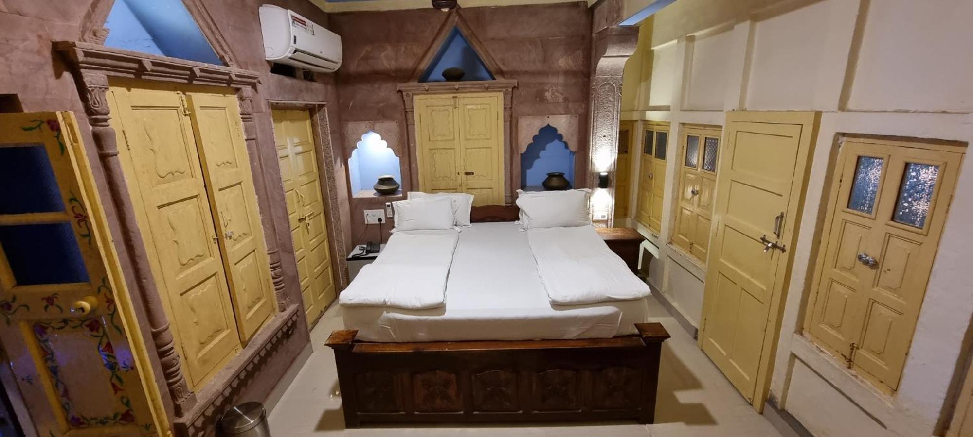 Апартаменти Suraj Haveli Джодхпур Номер фото